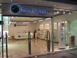 Sony Ericsson и «Связной» открыли фирменный салон