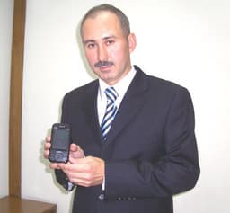 «Скай Линк» представляет первый коммуникатор для сетей CDMA-450