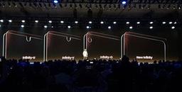 Последний бастион пал: Samsung представила экраны Infinity с вырезами