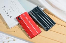 Недорогой смартфон Coolpad Cool Play 8 — самый полосатый смартфон на рынке