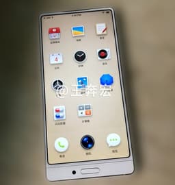 Безрамочный (условно) смартфон Smartisan Nut 3: фото и технические подробности