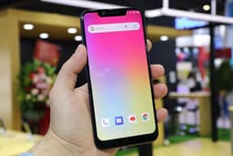 Doogee VE — младший брат смартфона Doogee V, представленный в двух вариантах на разных SoC