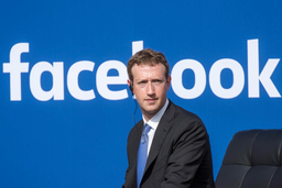 Умные АС Facebook* задерживаются до октября 2018