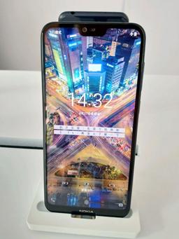 Смартфон Nokia X (или Nokia X6) показали, но не рассказали никаких подробностей