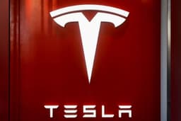 Panasonic рассмотрит возможность дополнительных инвестиций в гигафабрику Tesla, если об этом попросят