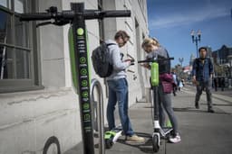 Alphabet инвестирует в электрические самокаты