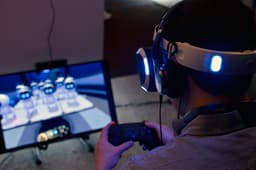 Рынок устройств VR в нынешнем году снова останется за Sony
