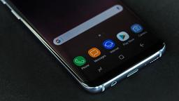 Назван лидер по проблемным смартфонам