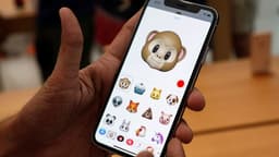 Спрос на Apple iPhone X упал настолько, что всего за квартал заказы на панели OLED сократились с 20 млн штук до 6 млн