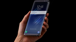 Samsung и Apple продают свои смартфоны по средней цене $247 и $724 соответственно
