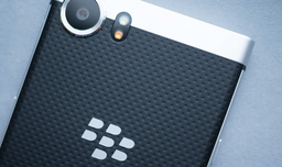 Смартфон BlackBerry KEYone получил обновление Android Oreo