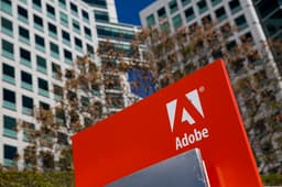 Компания Adobe отчиталась за квартал и год в целом