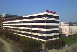 Sharp уходит с рынка панелей OLED для смартфонов