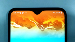 В первом обзоре новинку Samsung хвалят за экран и время работы без подзарядки
