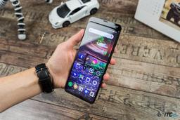 Snapdragon 865, подэкранная камера и водонепроницаемость. Новые детали о Xiaomi Mi Mix 5