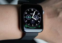 Xiaomi исправит проблемы Mi Watch обновлением прошивки