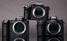 Sony обошла Canon и Nikon на рынке полнокадровых камер в Японии