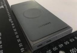 10 000 мА·ч и беспроводная зарядка — это очередная новинка Samsung