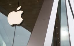 Компания Apple отреагировала на жалобу Spotify
