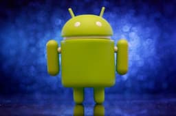 Android 10 Q ещё не вышла, а Google уже занялась Android 11 R