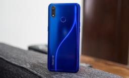 У Redmi Note 7 Pro такого нет. Смартфон Realme 3 Pro за 260 долларов предложит 8 ГБ ОЗУ и 128 ГБ флэш-памяти