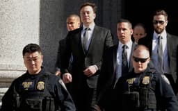 Сделка между SEC с Маском одобрена судьей