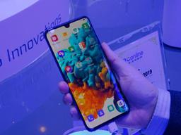 Флагман ZTE Axon 10 Pro с поддержкой 5G и 20-кратным гибридным зумом вышел в Европе