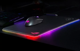 Коврик для мыши Asus ROG Balteus Qi служит для беспроводной зарядки смартфонов
