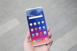 Камера Meizu 16s Pro впервые показалась на живом фото