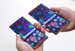 Samsung готовит OLED-панели нового поколения для Galaxy S11