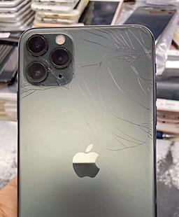Так выглядит разбитый iPhone 11 Pro