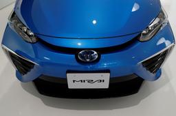 В будущем году Toyota представит новое поколение автомобиля Mirai на топливных элементах 