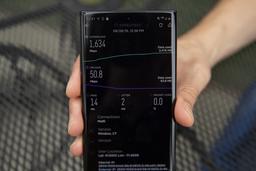 Реальные испытания Samsung Galaxy Note 10+ 5G: невероятная скорость передачи данных и ужасная автономность