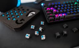 Переключатели механической игровой клавиатуры Logitech G Pro X сделаны сменными