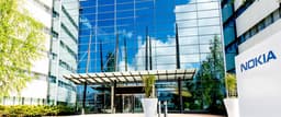 Nokia «пересмотрит базу затрат»