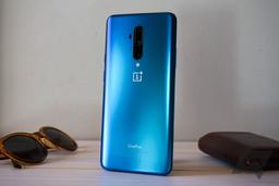 Гроза флагманов OnePlus 7T Pro поступил в продажу