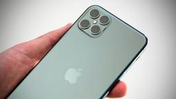 iPhone 9 позирует в шести цветах