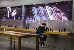Apple предупредила о дефиците iPhone из-за коронавируса