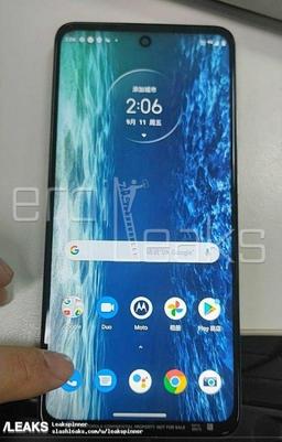 Первое живое фото Moto G 5G