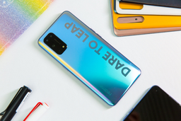 Первый смартфон с MediaTek Dimensity 1000+, который получил Android 11. Realme X7 Pro обновили до Realme UI 2.0.