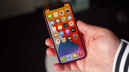 Новый iPhone 12 mini тоже оказался с подвохом: смартфон не распознает прикосновения на экране блокировки