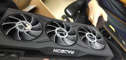 Radeon RX 6800 XT в черном цвете засветилась в Сети