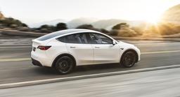 Tesla Model 3 – самый популярный электромобиль в октябре. На втором месте – «китаец», Volkswagen ID.3 уже в Топ-5