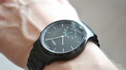 Не спешите хоронить Meizu. Быстрые часы Meizu Watch уже сходят с конвейера