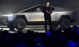 Tesla ищет место для нового завода в центральной части США