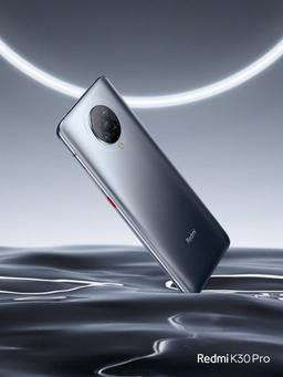 Две из четырех камер Redmi K30 Pro являются подвижными