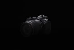 Опубликована часть технических характеристик камеры Canon EOS R5