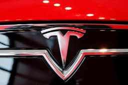 Электромобили Tesla в Северной Америке подешевели на 6% 