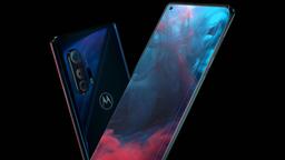 Первый флагман Motorola с «бесконечной гранью» страдает от зеленого экрана и фиолетовых пятен