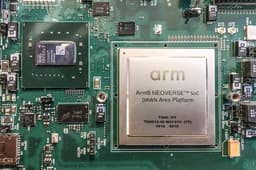 В процессорах Arm найдена уязвимость, позволяющая злоумышленнику получить несанкционированный доступ к данным